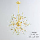 Lustre design LED doré avec plusieurs ampoules cristal