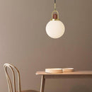 Suspension design LED boule en verre et métal doré style wood