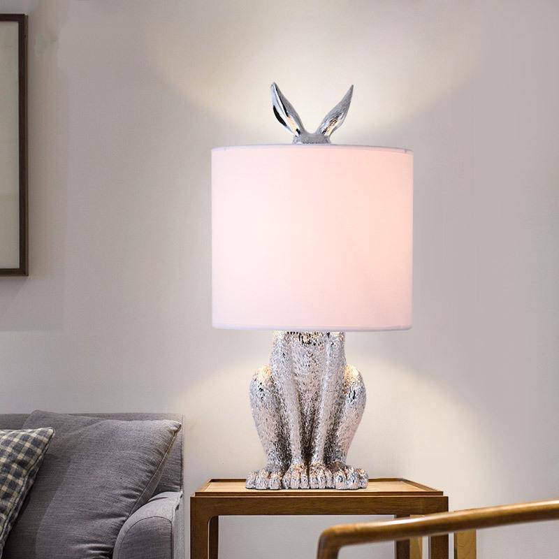 Lampe à poser design LED en résine style lapin Decor - vue 3 sur 7