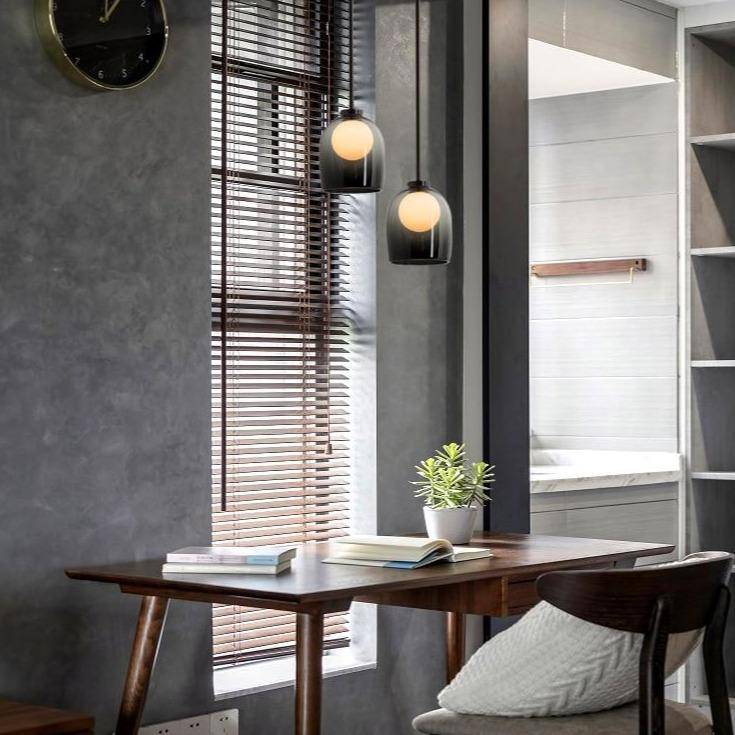 Suspension design en verre fumé avec boule intérieur