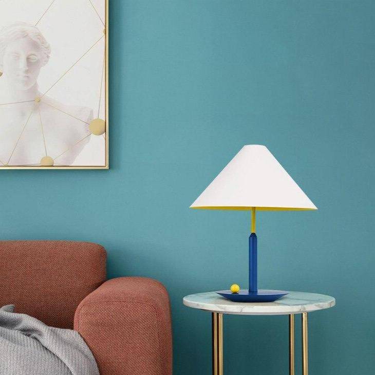 Lampe à poser moderne LED avec abat-jour conique blanc - vue 3 sur 8