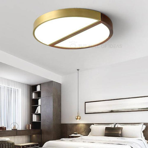 Plafonnier design à LED rond en bois et métal doré - vue 6 sur 7