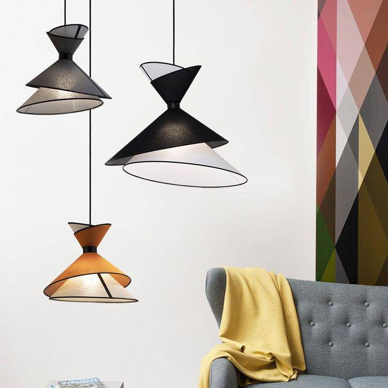 Suspension design LED en métal avec abat-jour asymétrique