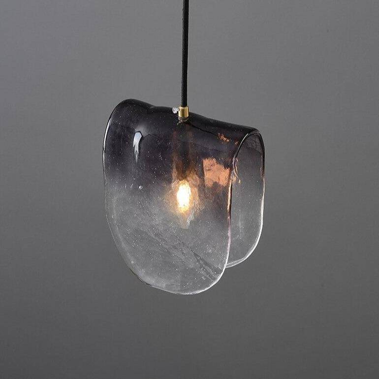 Suspension design LED dorée avec abat-jour en tuile de verre - vue 5 sur 7