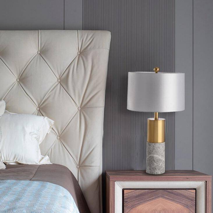 Lampe à poser design dorée LED en marbre et abat-jour gris - vue 6 sur 10