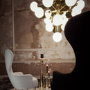 Lustre moderne pyramidale doré avec globes en verre luxury Ariana