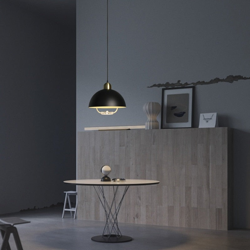 Suspension industrielle avec abat-jour arrondi Lyvia