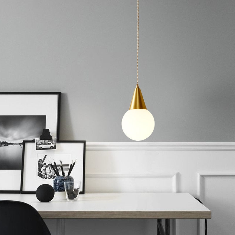 Suspension moderne LED style flacon de parfum luxueux Arlo - vue 3 sur 9