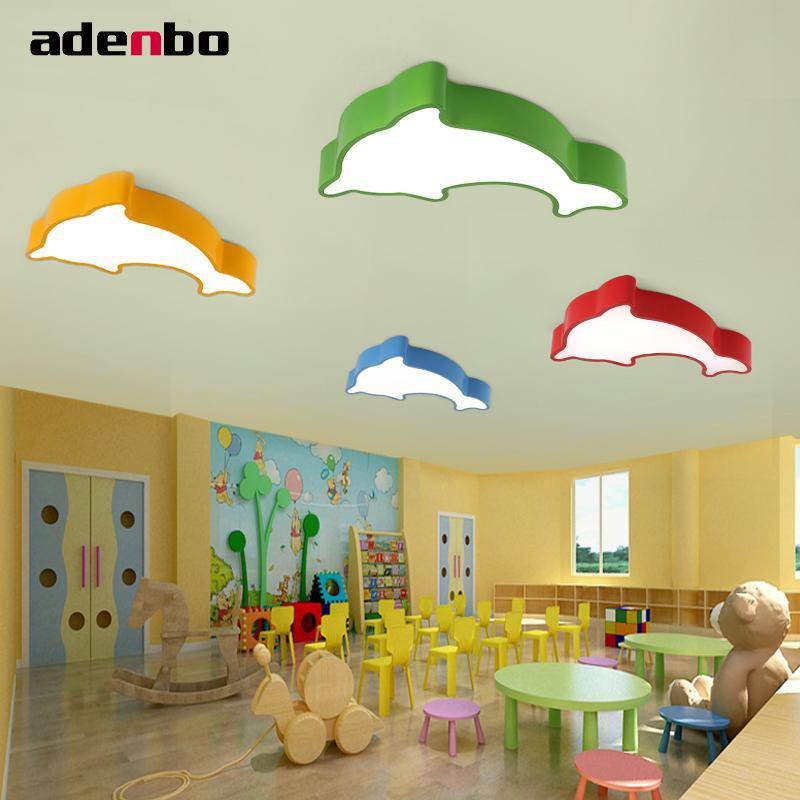 Plafonnier enfant LED avec dauphin de couleurs