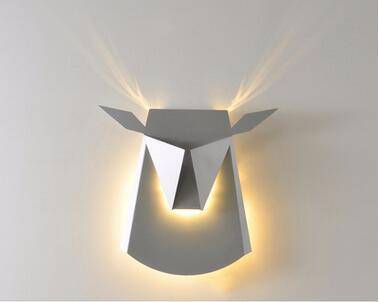 Applique design LED en forme de tête cerf de couleur - vue 4 sur 7