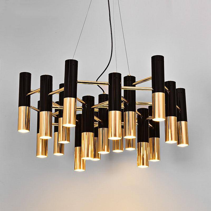 Lustre design avec tubes en métal noir et doré Italy