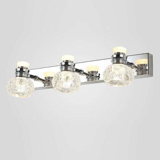 Applique murale LED chromée avec plusieurs lampes en cristal - vue 4 sur 9
