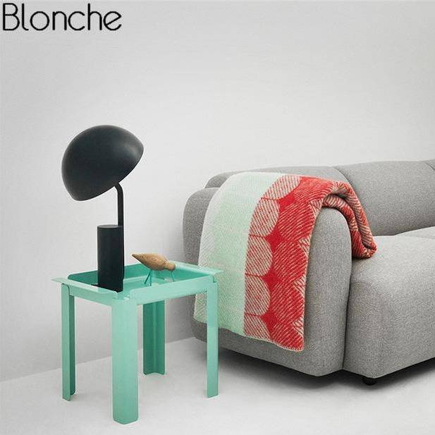 Lampe de bureau design à LED Mushroom - vue 3 sur 4
