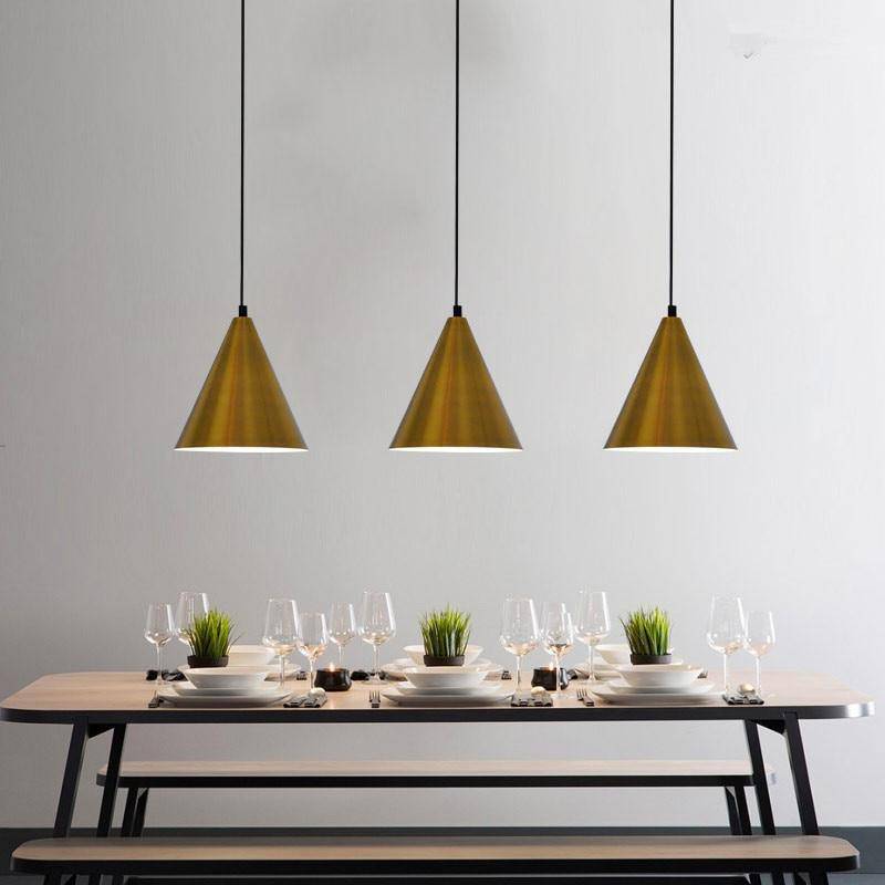 Suspension design doré en forme de cône Luxe - vue 3 sur 6