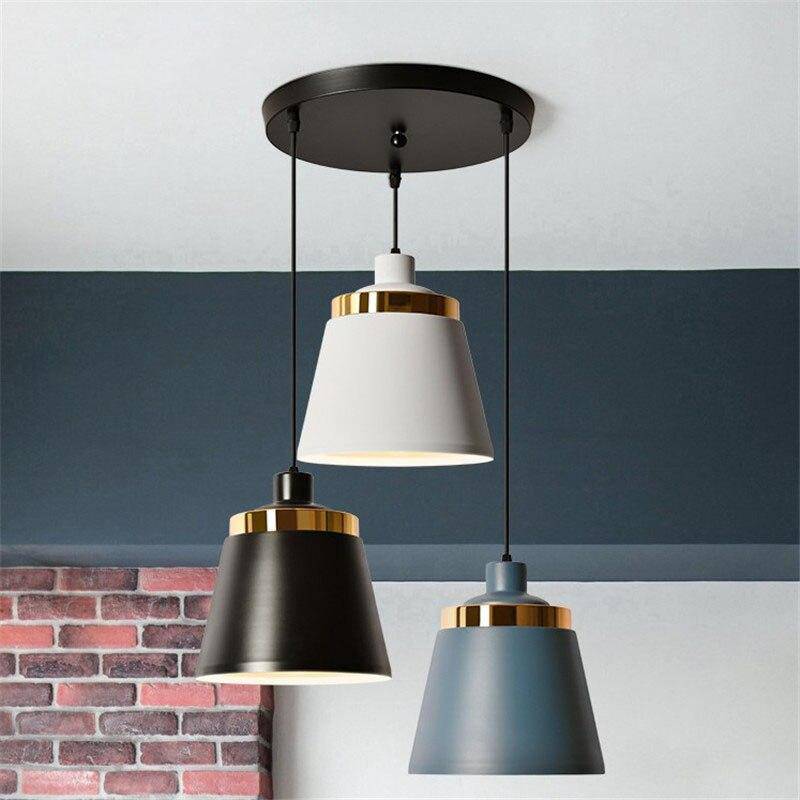 Suspension LED moderne en métal et base métalique