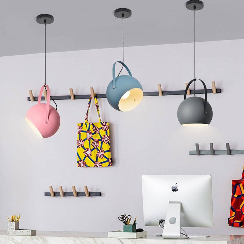 Suspension LED boule avec lanière en métal Colourful - vue 6 sur 6