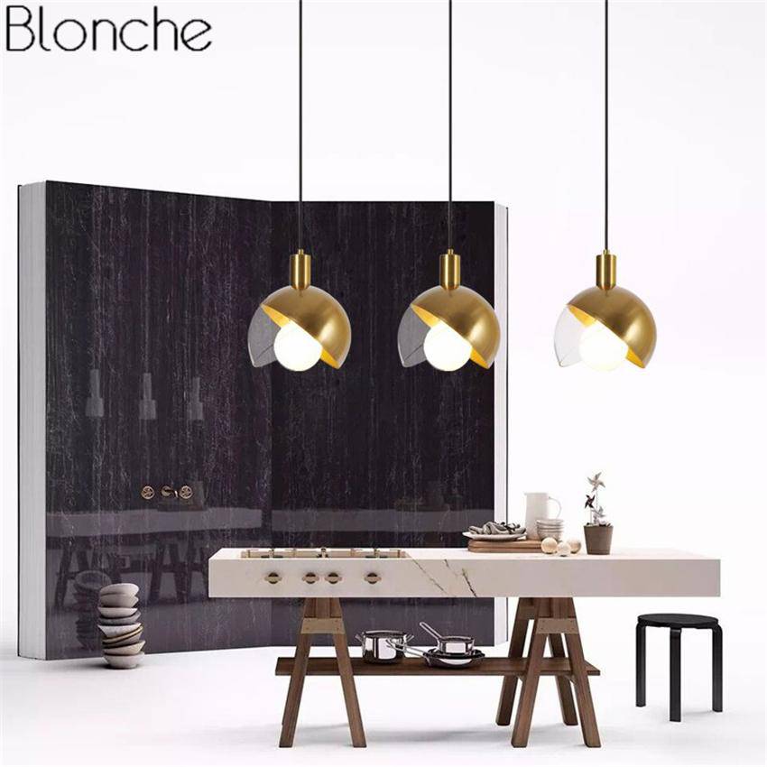 Suspension design sphère à LED dorée Greedy - vue 4 sur 6