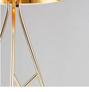 Lampe à poser design avec abat-jour et pieds chromés Novelty