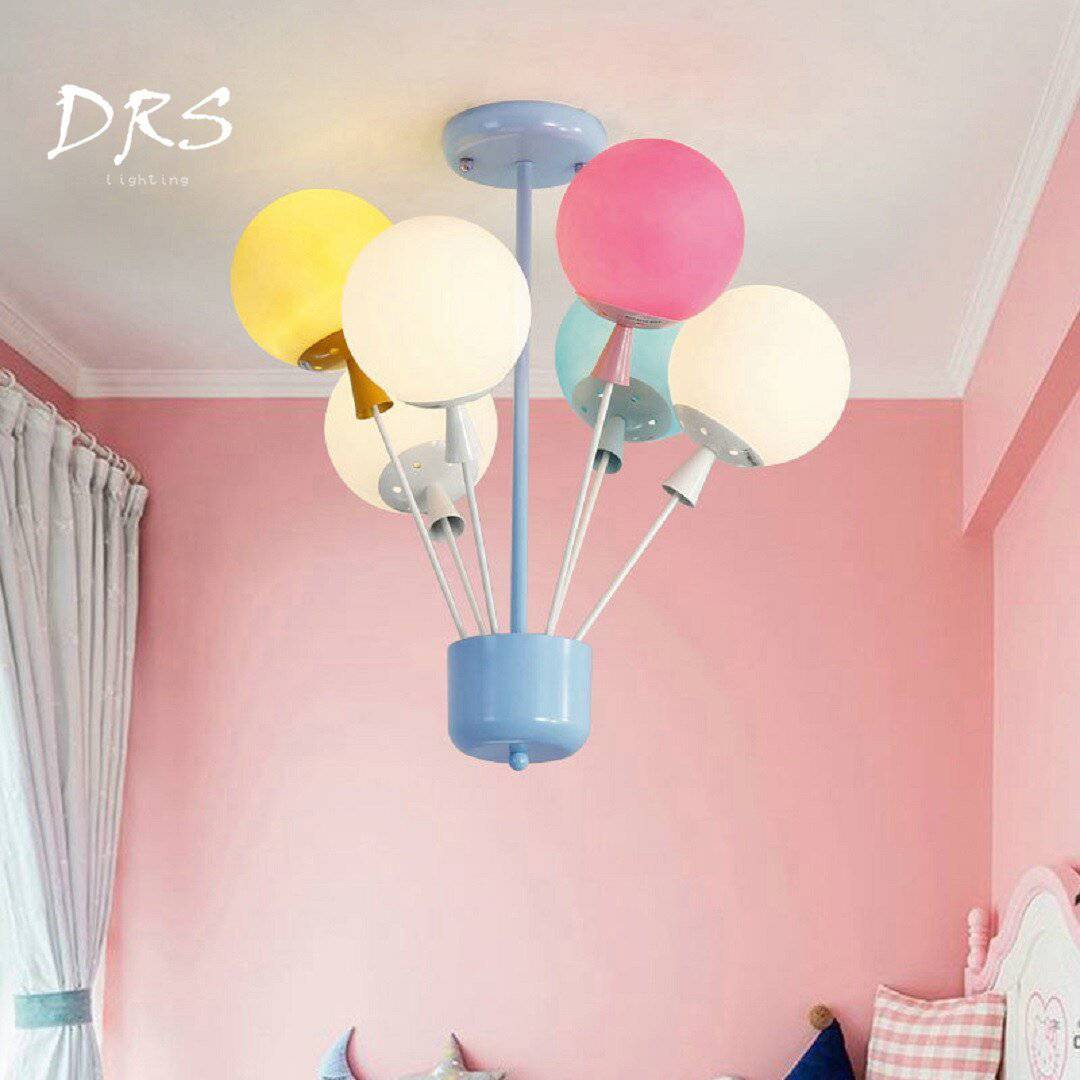 Plafonnier enfant avec ballons de verre coloré - vue 4 sur 5