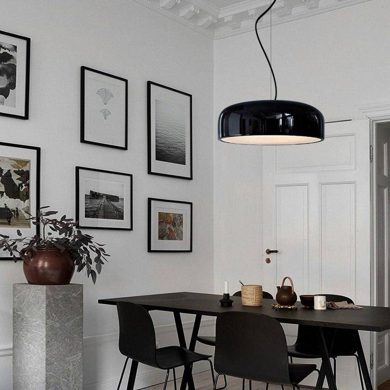 Suspension design aux formes arrondies Glossy
