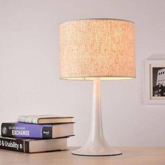 Lampe de chevet moderne LED avec abat-jour en tissu - vue 4 sur 5