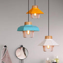 Suspension design LED avec abat-jour cage métal colorée Loft