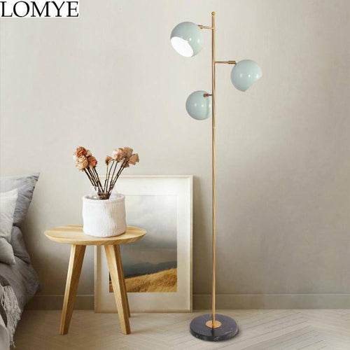Lampadaire LED doré design avec lampes orientables blanches - vue 3 sur 4