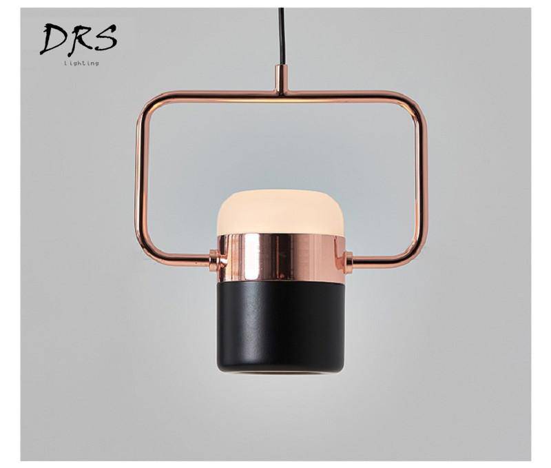 Suspension design en aluminium carré doré à LED avec lampe - vue 6 sur 12