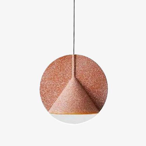 Suspension design cône dans un cercle en métal coloré LED