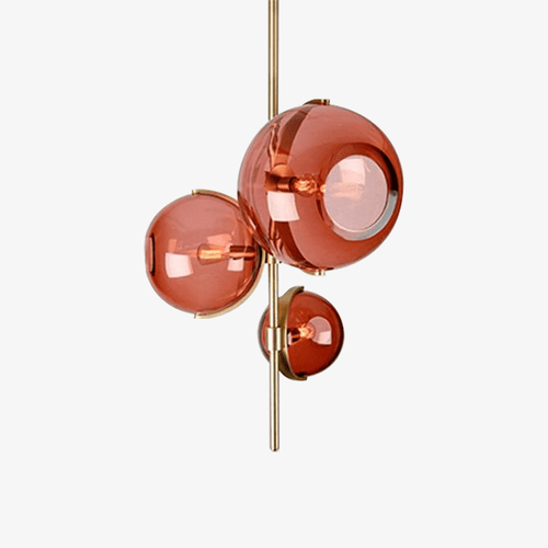 Suspension design LED avec tige doré et trois boules en verre rouge - vue 2 sur 7